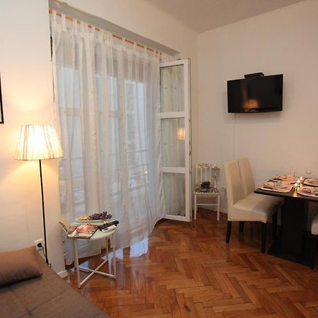 Vincent Apt. In Old Town Centre Zadar Room photo